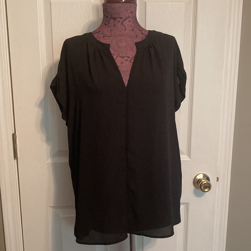 Philosophy Black Shortsleeve Blouse Shirt Women's Size Large NWT